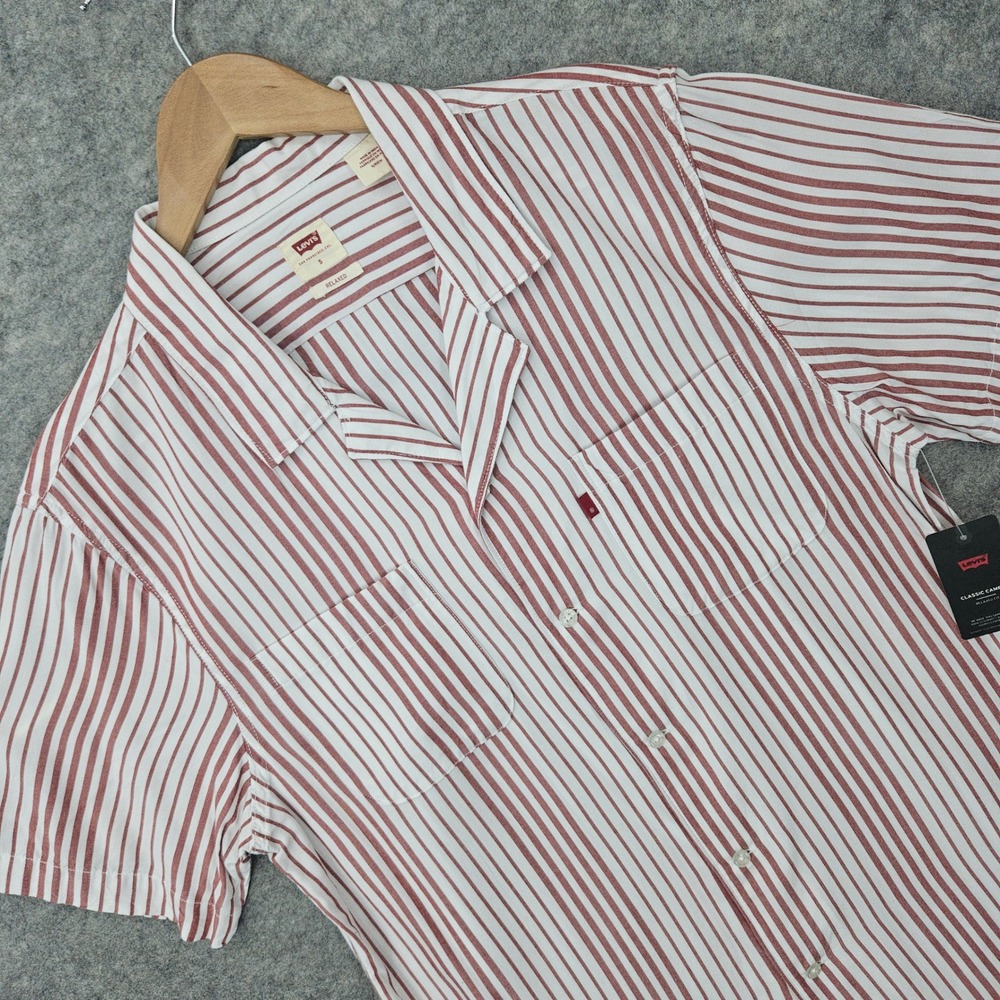 NEW Levi's Classic Camper Shirt Mens Small Red White Striped Relaxed Fit Pockets